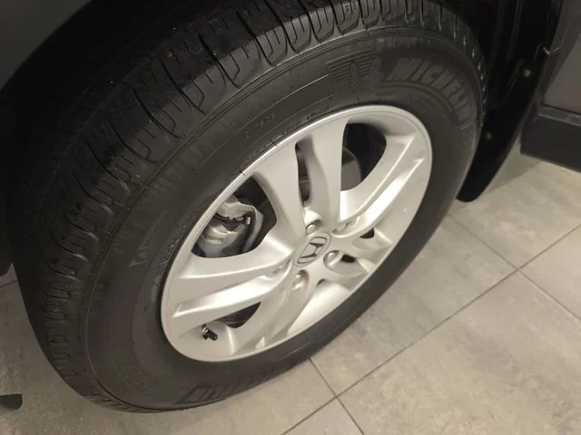 Used 2011 Urban Titanium Metallic Honda EX-L image 35