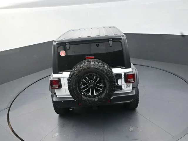 New 2026 Bright White Clear-Coat Exterior Paint Jeep Willys image 16