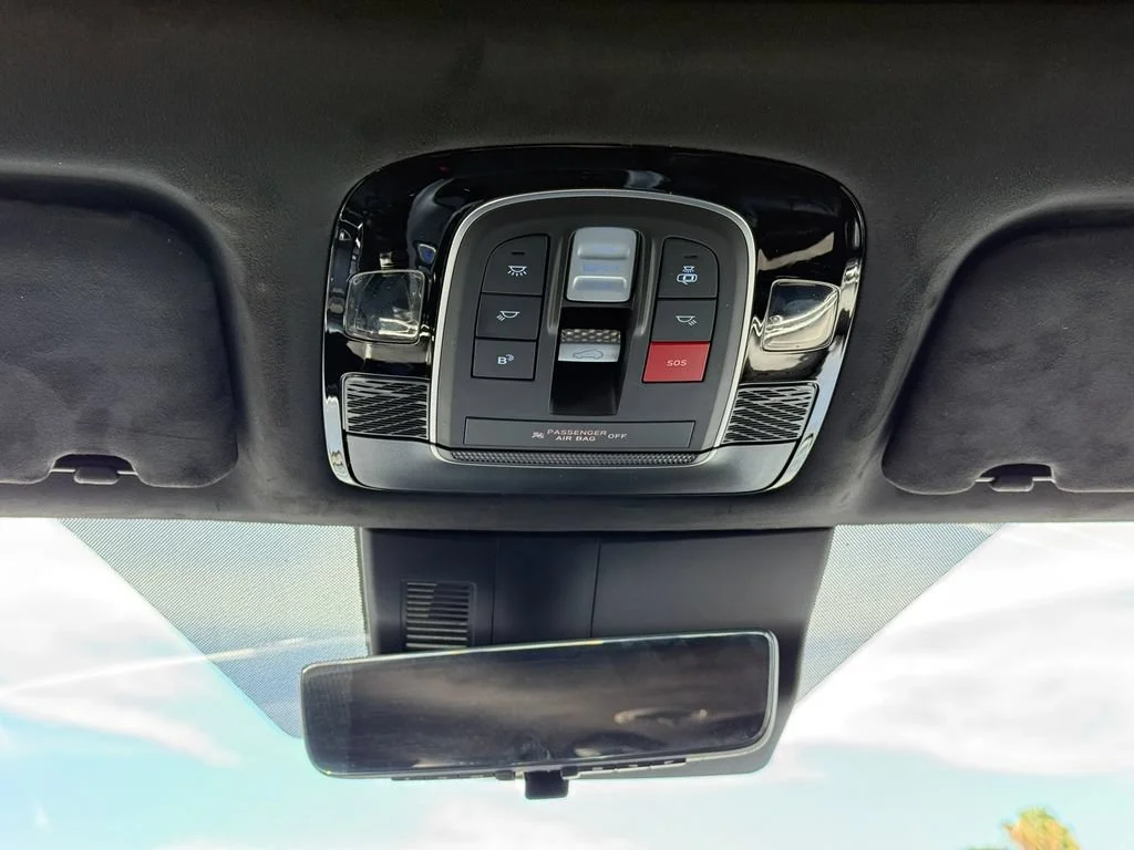 Used 2025  Hyundai Calligraphy image 23