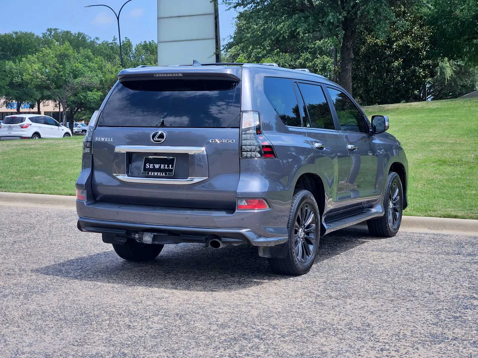Certified Used 2023 NEBULA GRAY PEARL Lexus Premium image 4