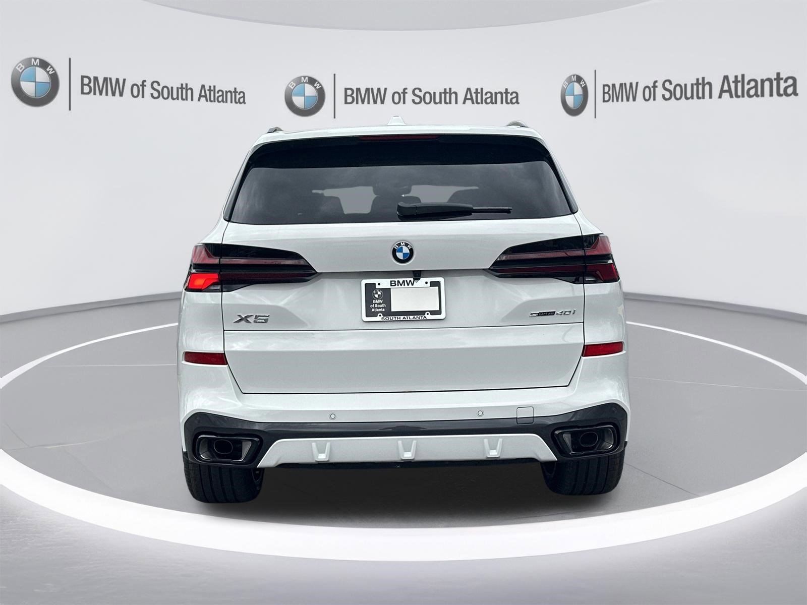 New 2026 Alpine White BMW sDrive40i image 30