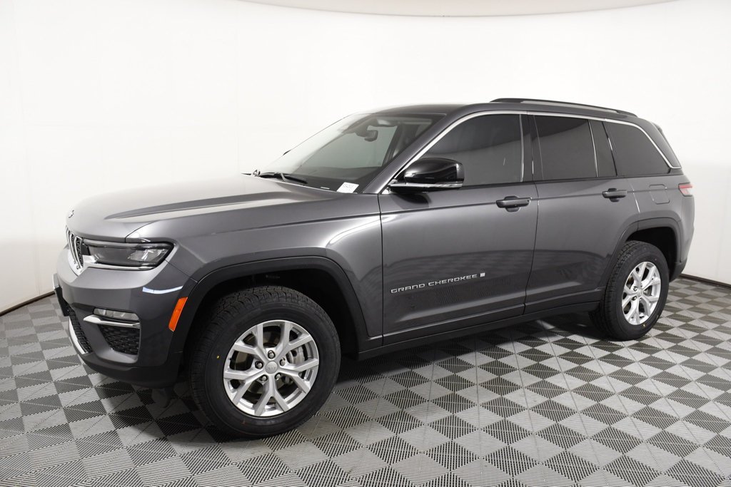 Used 2023 Jeep Grand Cherokee Limited with VIN 1C4RJHBG6PC642616 for sale in Richfield, Minnesota
