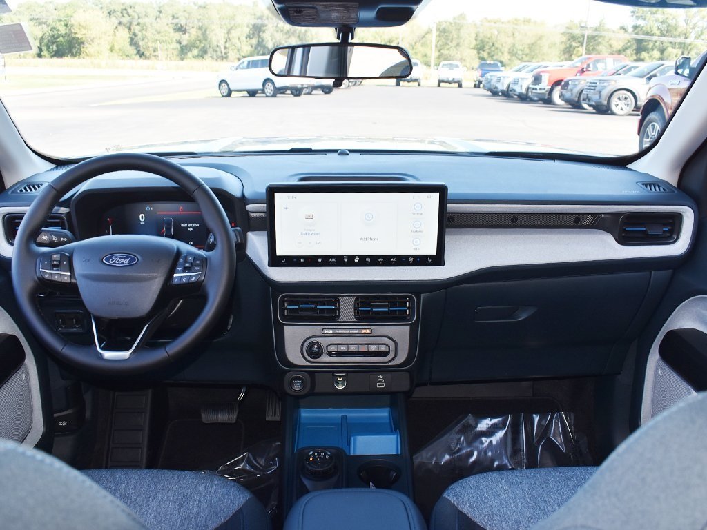 2025 Ford Maverick XLT photo 4