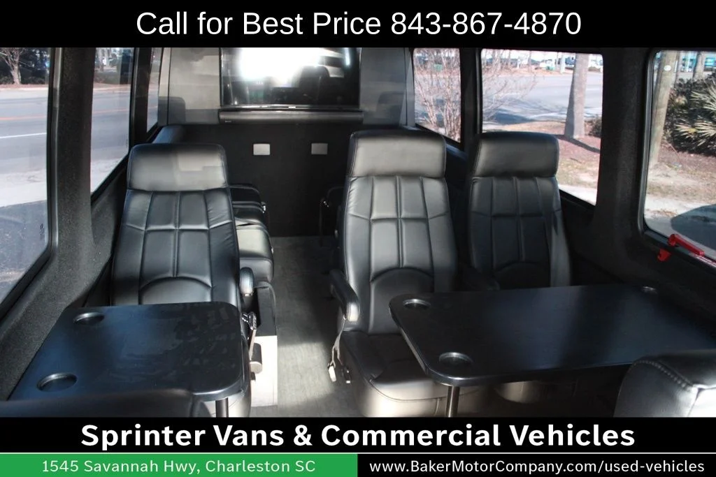 Used 2019 Black Mercedes-Benz LA WEST PORTAL DOOR image 5