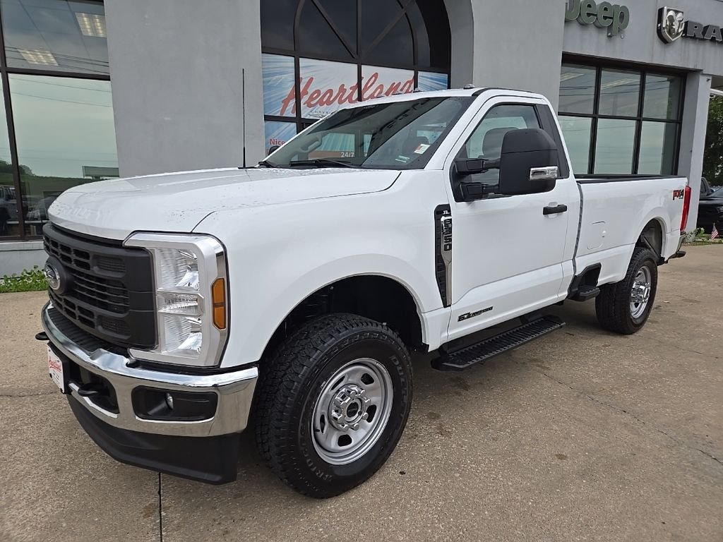 Used 2024 Ford F-350 Super Duty XL with VIN 1FTRF3BT2REF22000 for sale in Kansas City