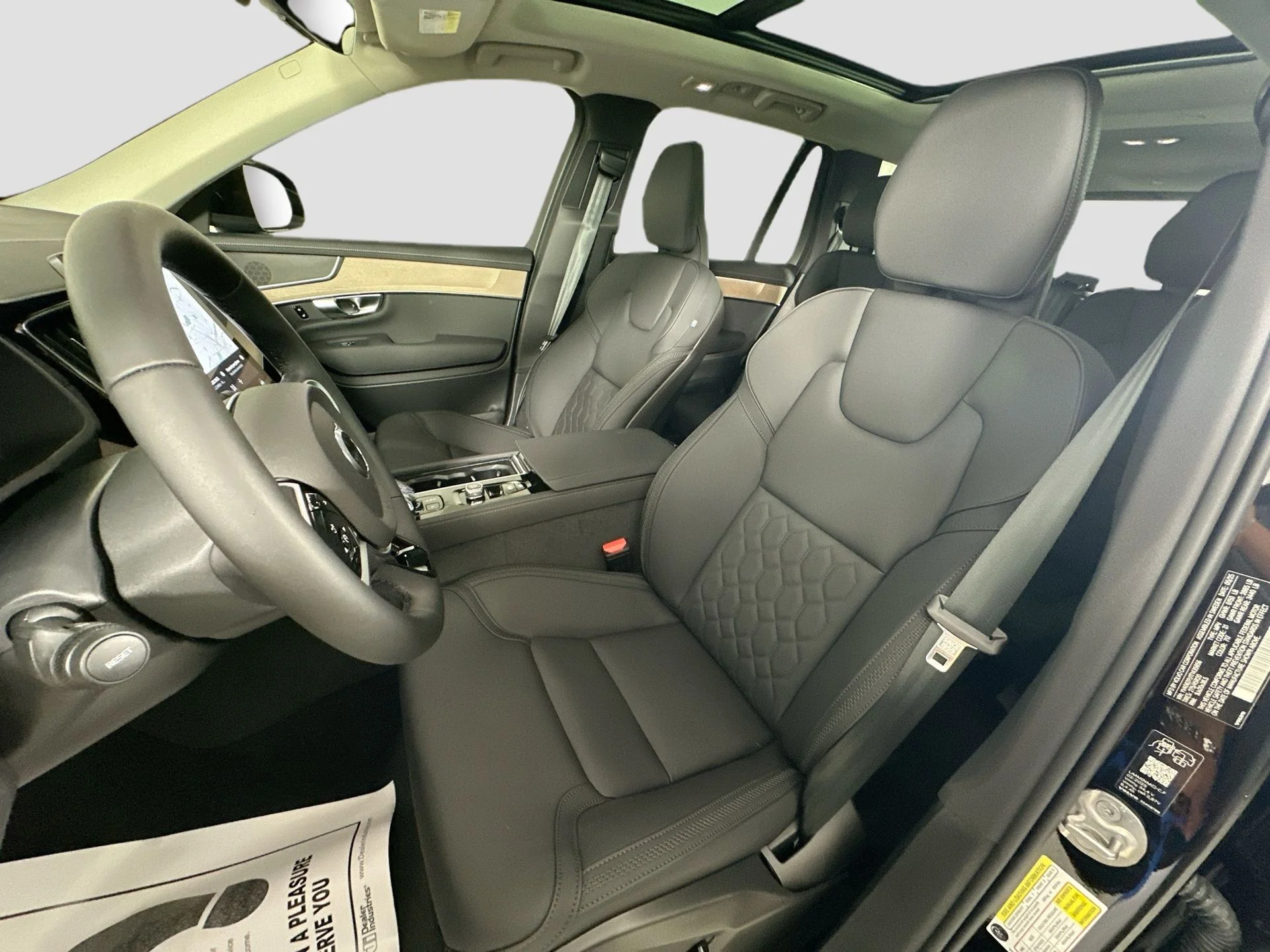 2026 Volvo XC90 Core - Photo 21