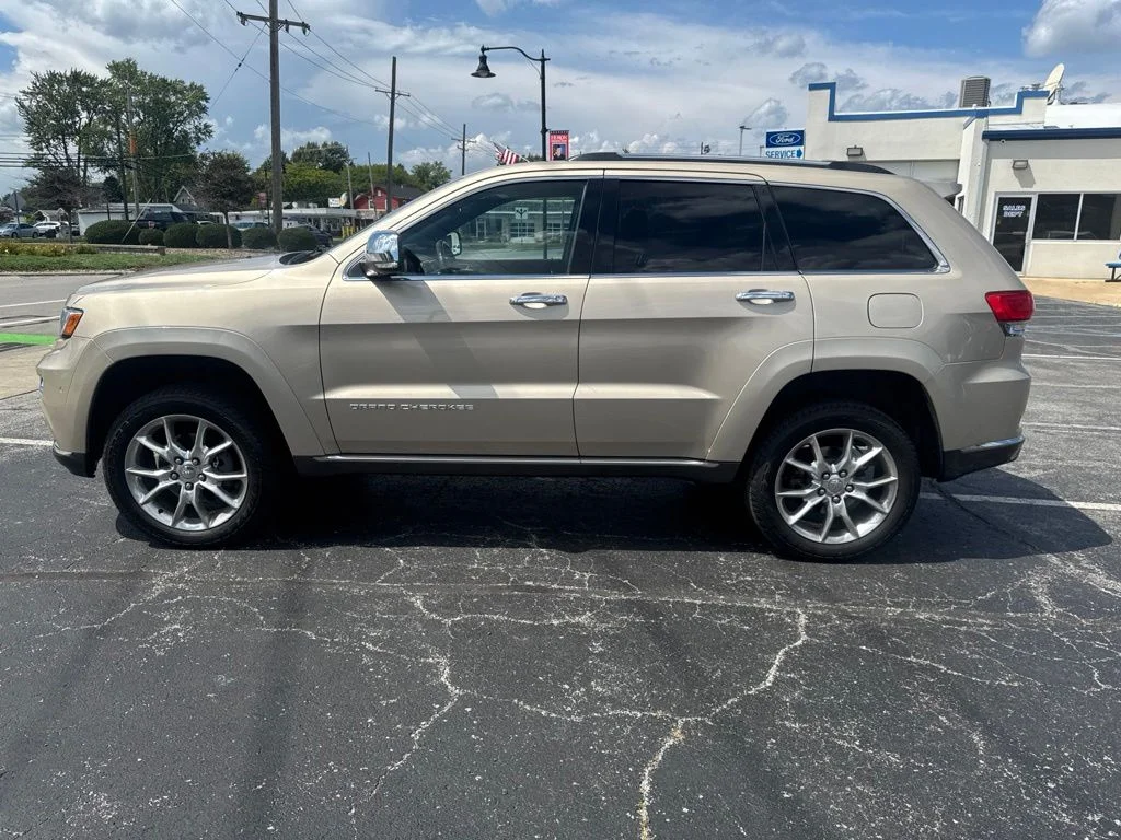 Used 2014 Beige Jeep Summit image 7