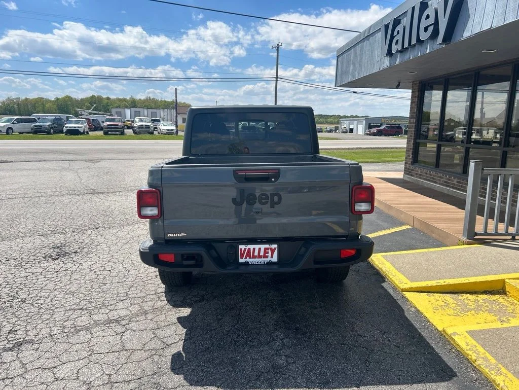 Certified Used 2022 Gray Jeep Willys image 4