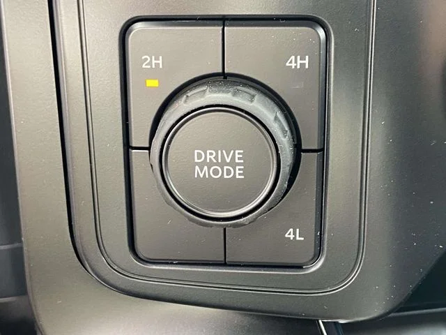 New 2026 Oxford White Ford STX image 23