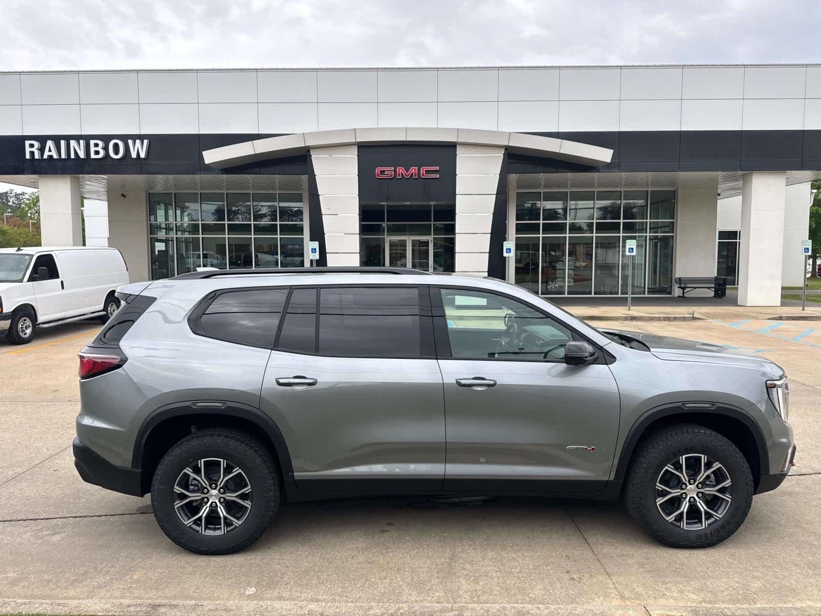 2026 GMC Acadia AT4 AWD's photo