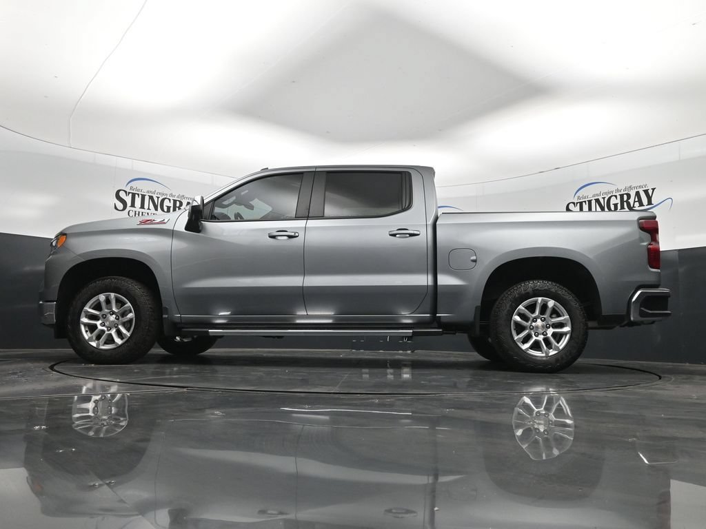 Used 2026 Sterling Gray Metallic Chevrolet LT image 29