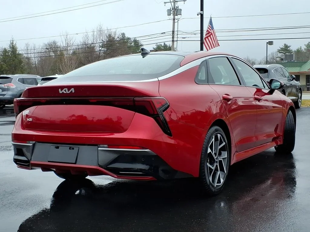 Certified Used 2025 Red Kia EX image 3