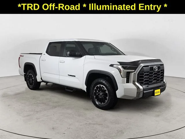 Used 2025 Ice Toyota SR5 image 3