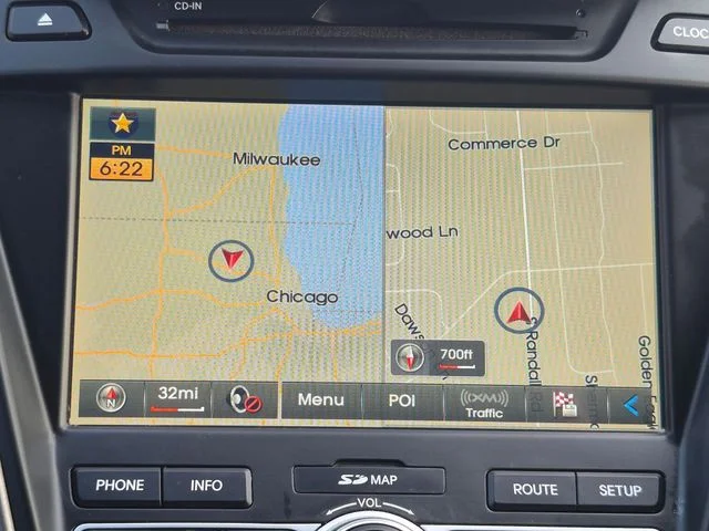 Used 2014 Silver Hyundai 2.0T image 17