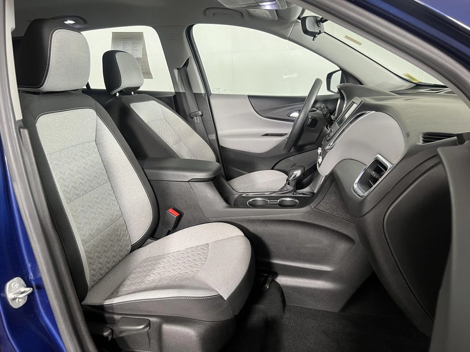 Used 2022 BLUE GLOW METALLIC Chevrolet LS image 24