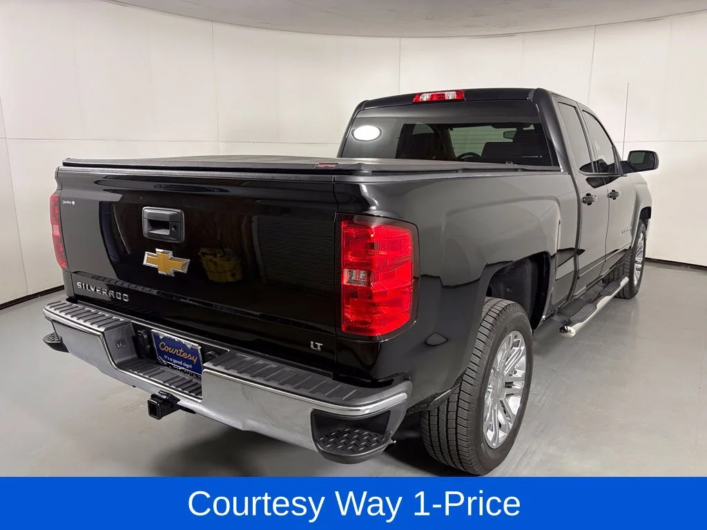 Used 2016 BLACK Chevrolet LT image 11