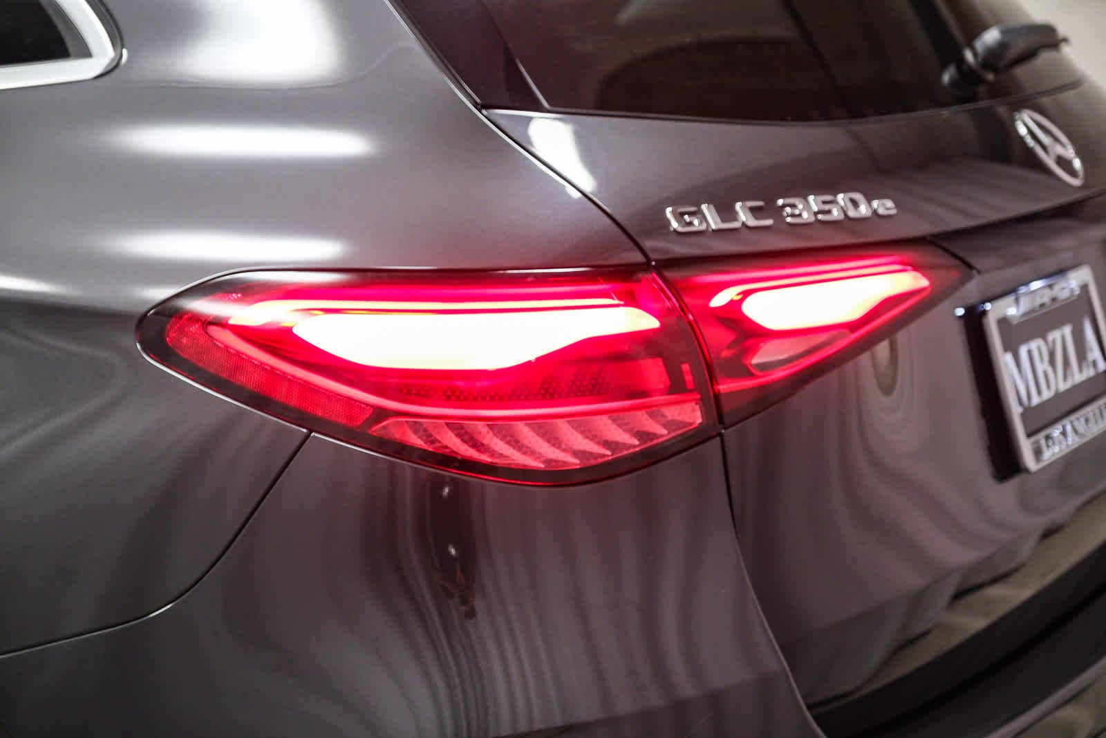 Certified Used 2025 Graphite Grey Metallic Mercedes-Benz GLC 350e image 7
