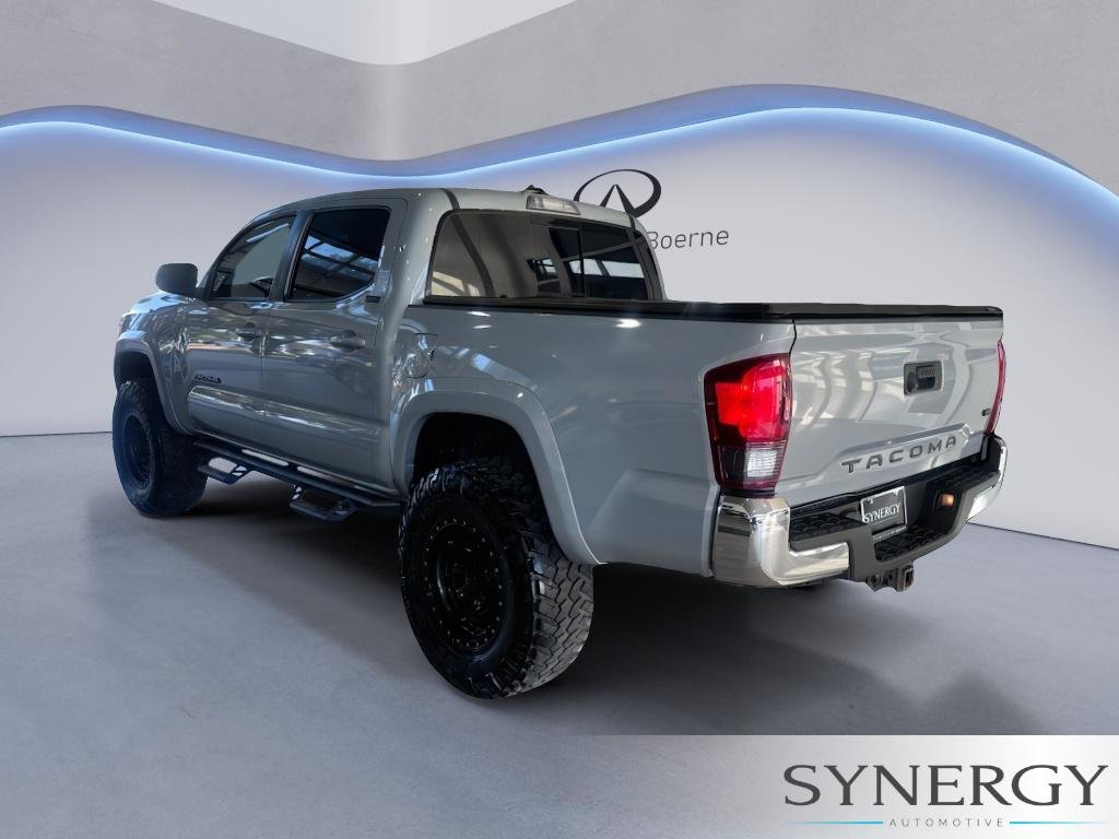Used 2021 Cement Toyota SR5 image 7