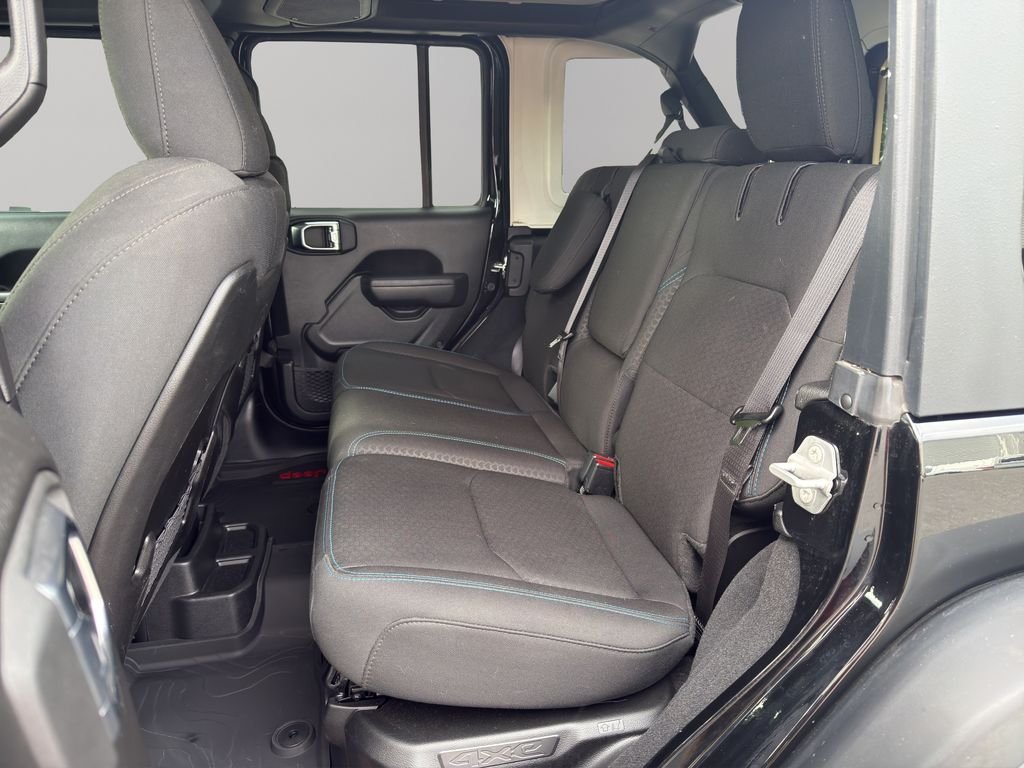 Used 2025 Black Clearcoat Jeep Rubicon image 19