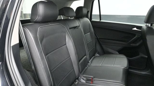Used 2021 Black Volkswagen 2.0T SE image 14