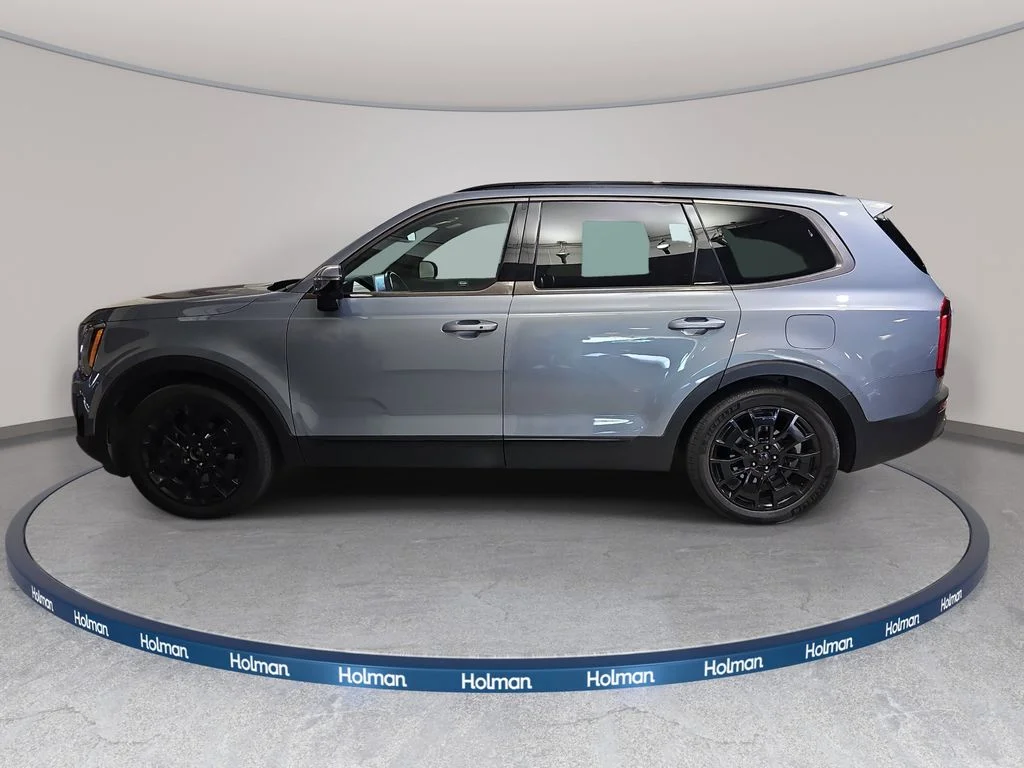 Used 2021 Silver Kia SX image 9