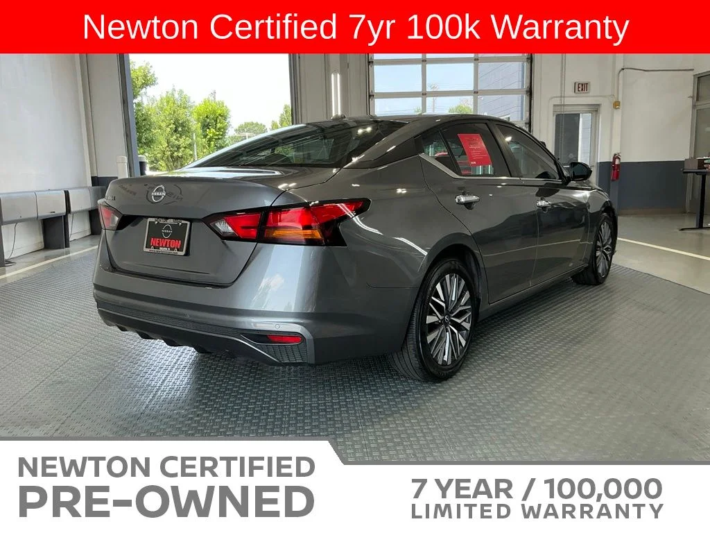 Certified Used 2025 Gun Metallic Nissan 2.5 SV image 21