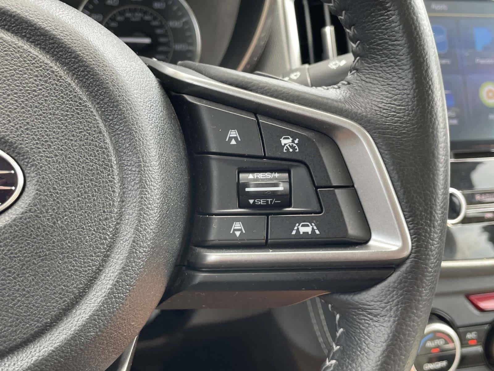 Used 2019  Subaru Limited image 37