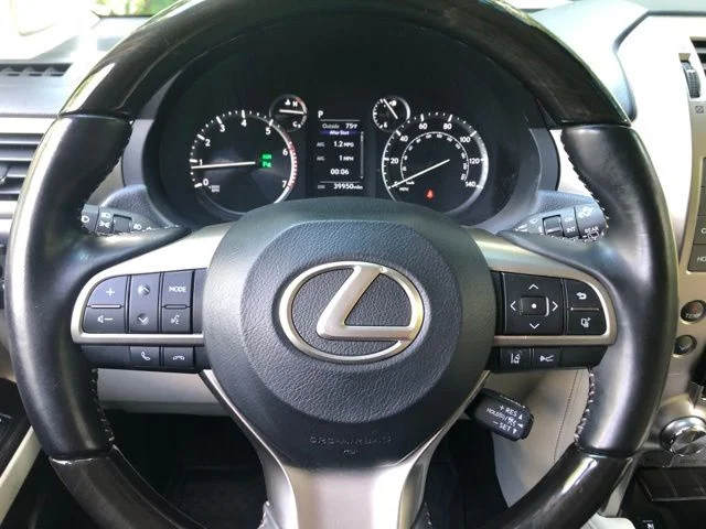Used 2021 Onyx Black Lexus 460 image 27