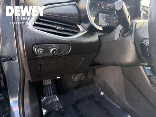 Used 2020 Shadow Gray Metallic Chevrolet LT image 11