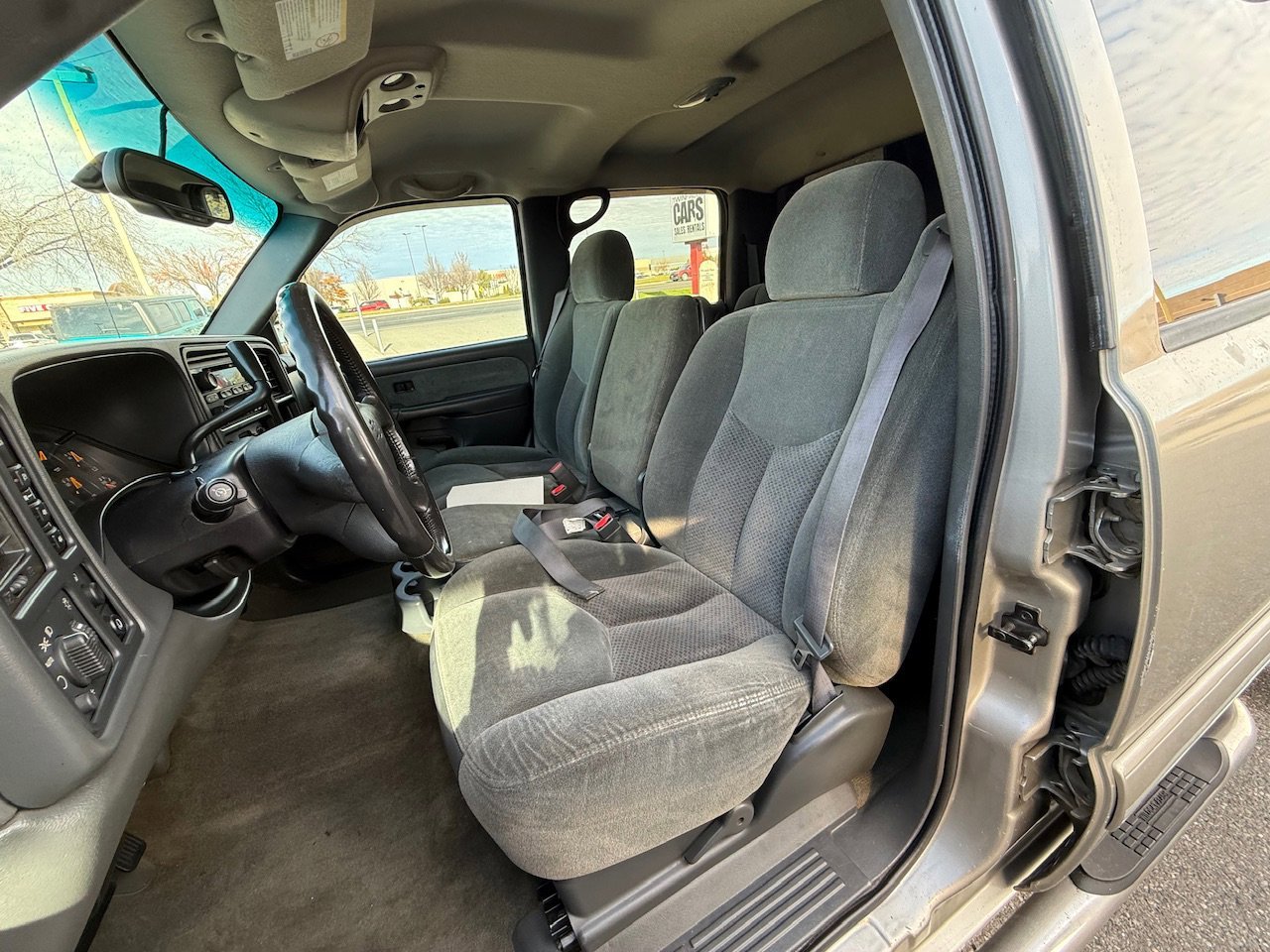 2003 Chevrolet Silverado 2500HD LS - Photo 14