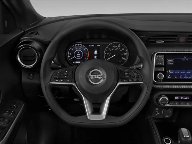 Used 2022 Aspen White Tricoat/Super Black Nissan SV image 8