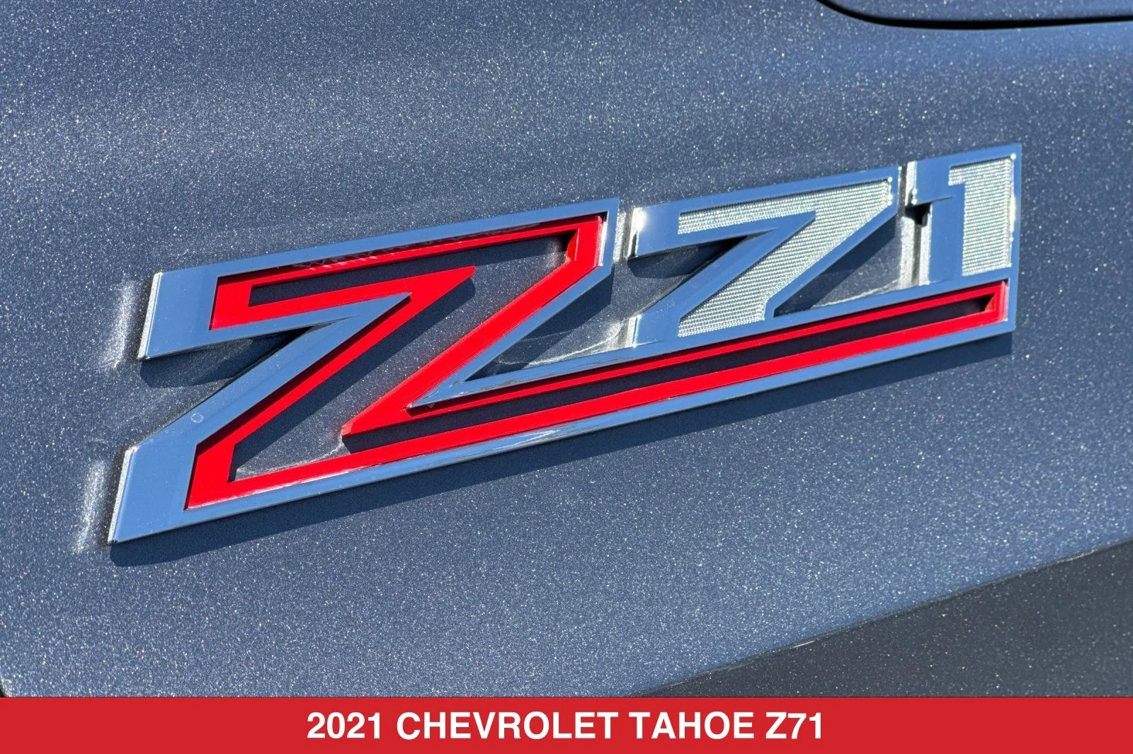 Used 2021 Gray Chevrolet Z71 image 29