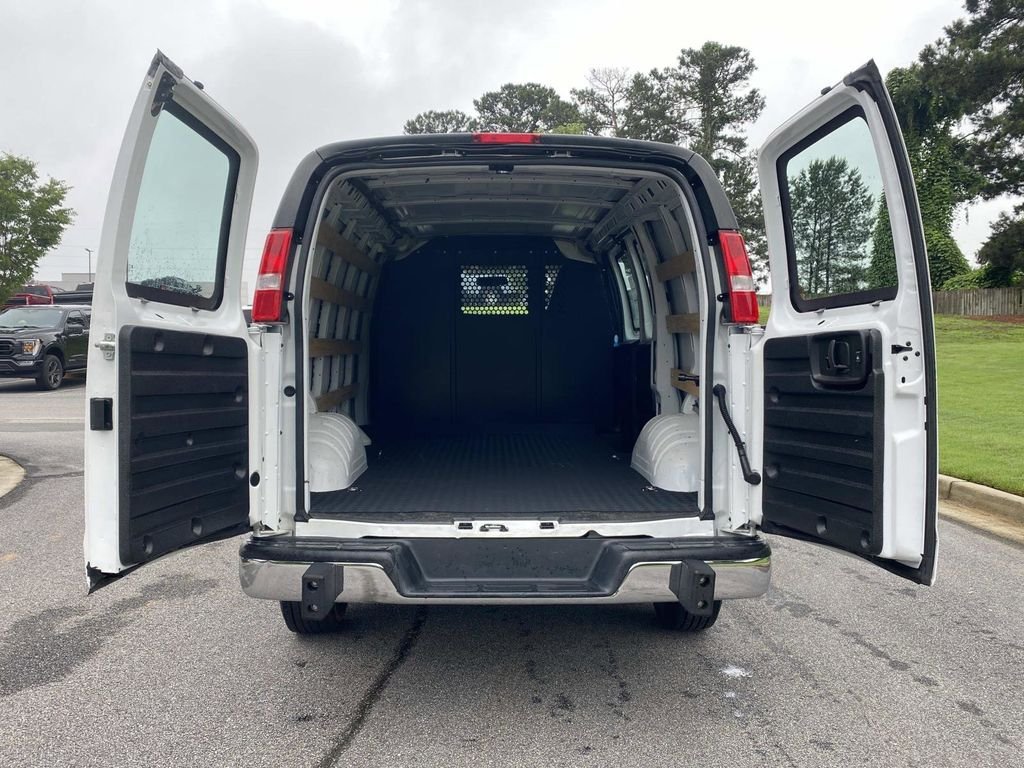 Certified Used 2025 Summit White GMC Work Van image 7