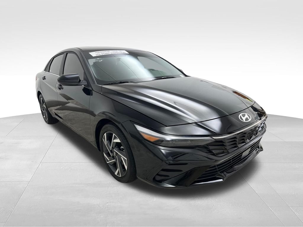 2025 Hyundai Elantra SEL - Photo 7