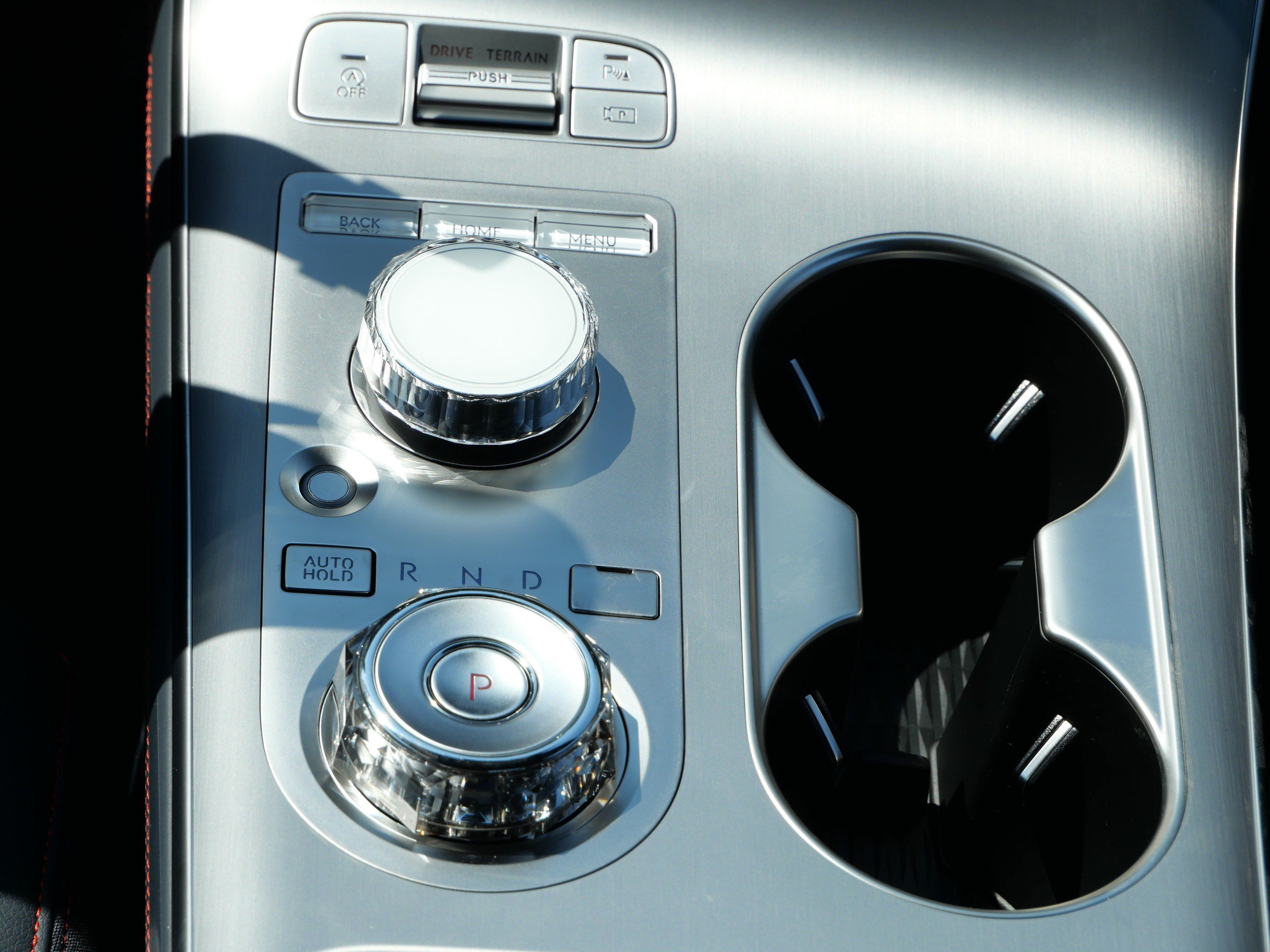 New 2027 Savile Silver Genesis 2.5T Sport Prestige image 9