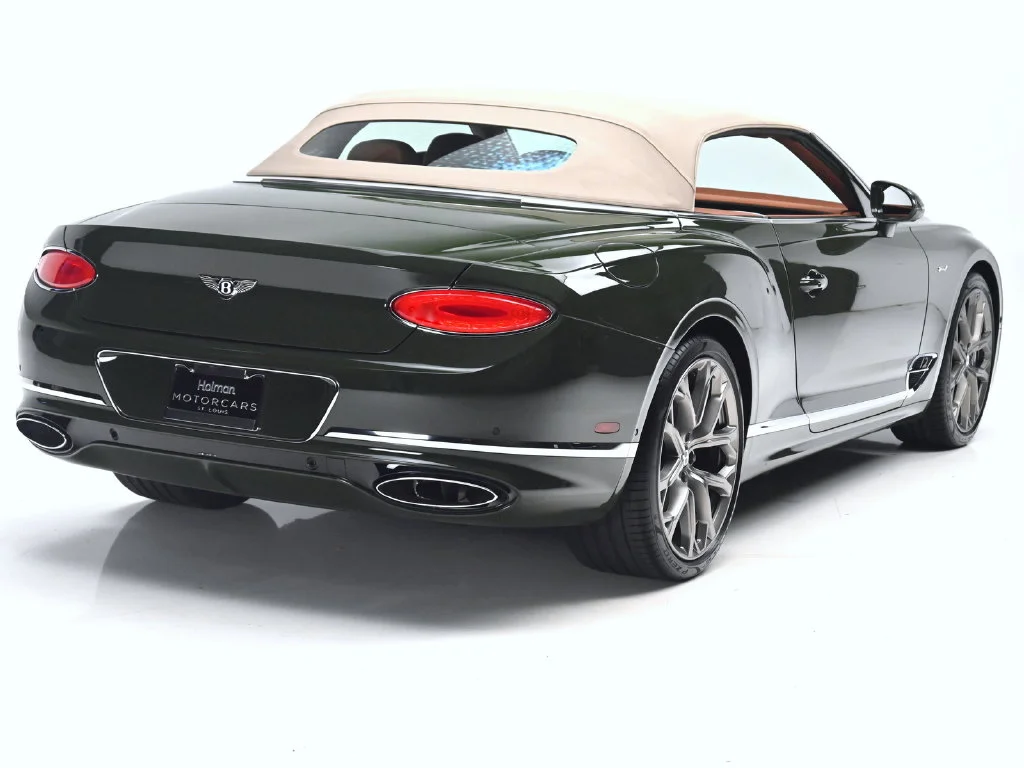Certified Used 2023 British Racing Green Bentley Speed image 12