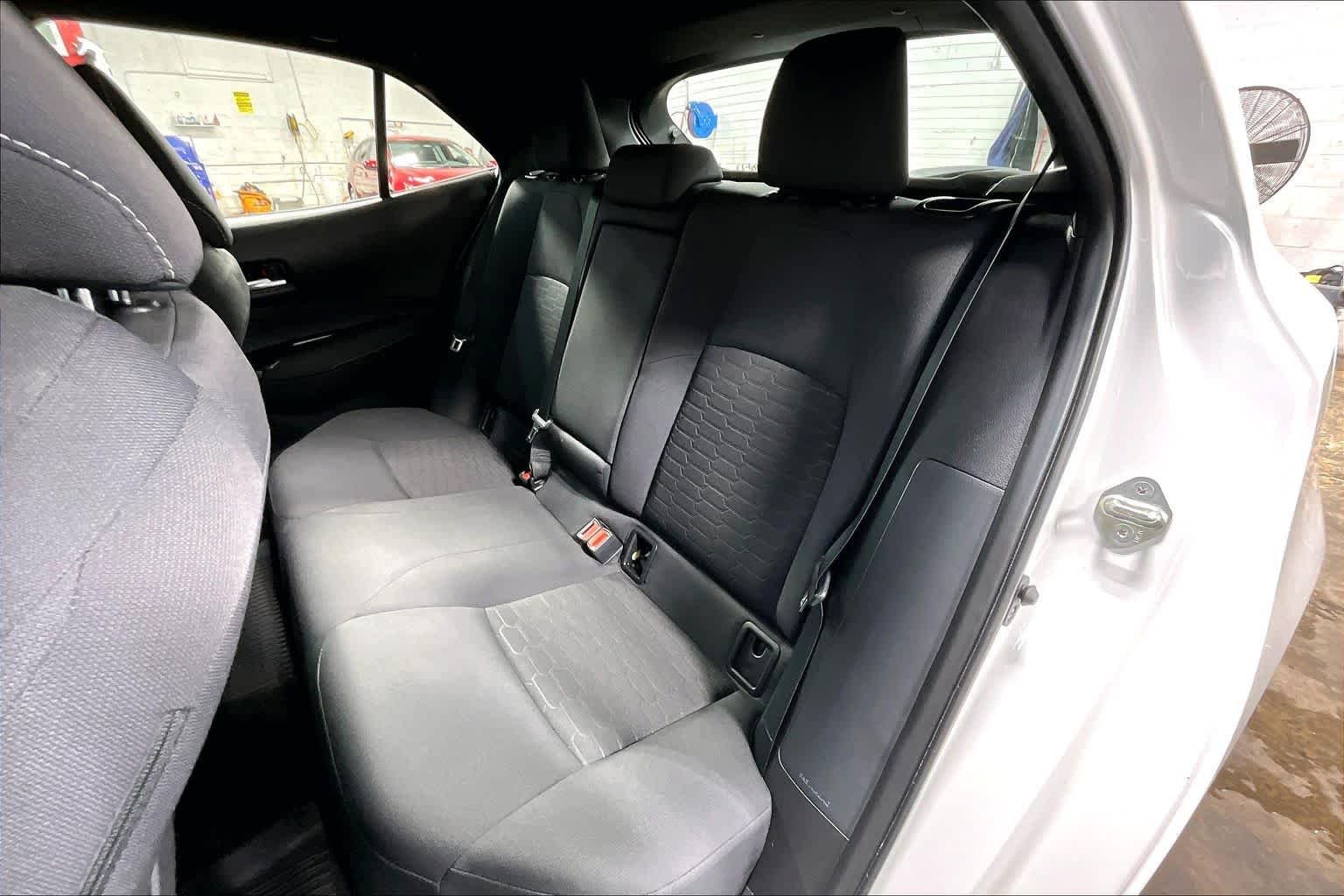Used 2025 Wind Chill Pearl Toyota SE image 20