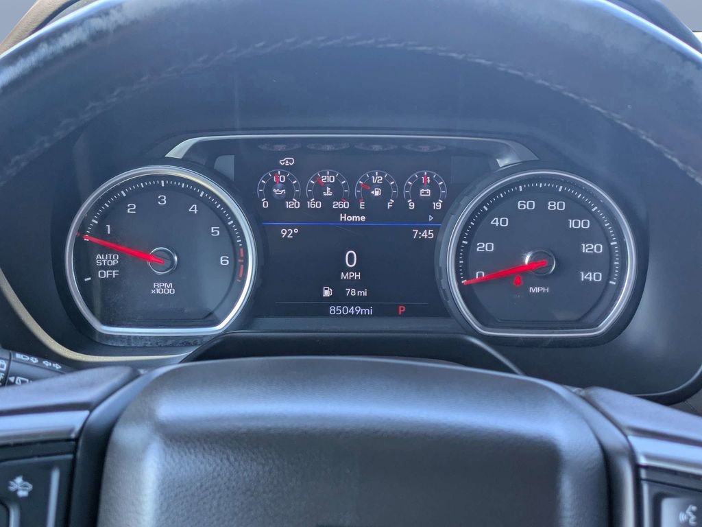 Used 2021 White Chevrolet Z71 image 29