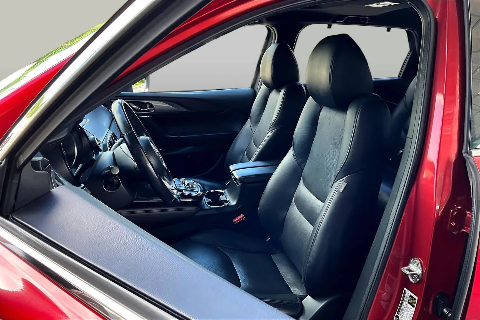 Used 2018 Soul Red Crystal Metallic Mazda Grand Touring image 9