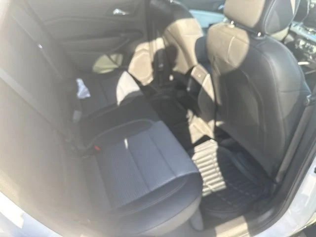 Used 2025 White Chevrolet LT image 28