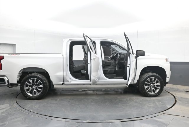 Used 2021 Beige Chevrolet RST image 48