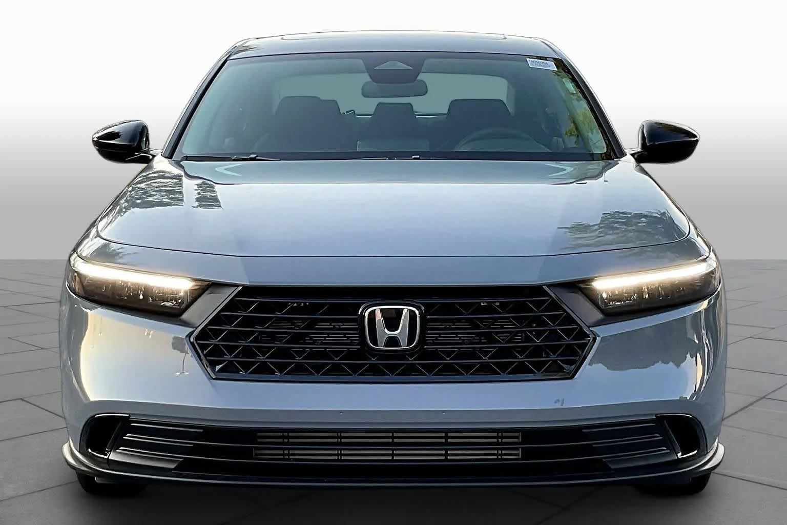 New 2026 Urban Gray Pearl Honda SE image 3