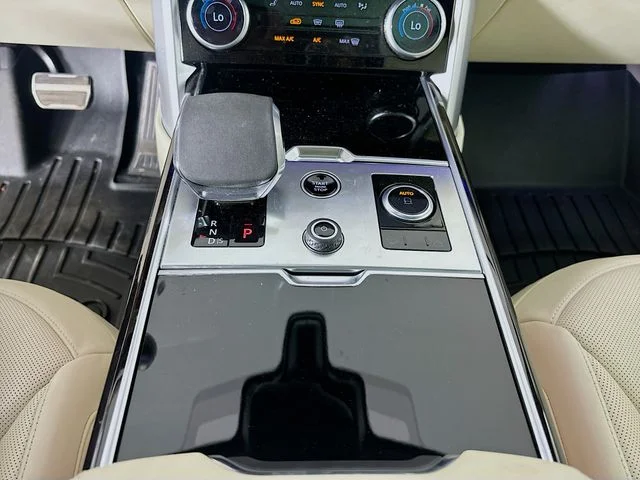 Certified Used 2023  Land Rover SE image 19