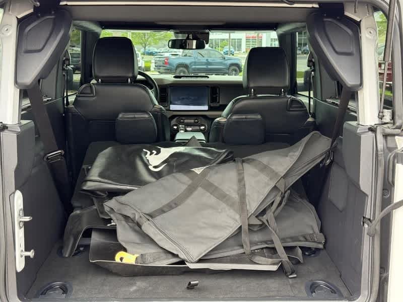 Used 2023 Oxford White Ford Wildtrak image 7