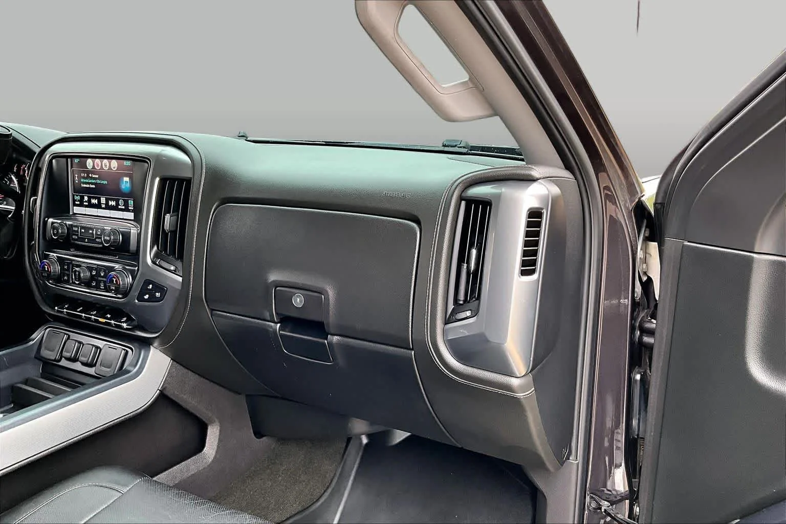 Used 2016 Tungsten Metallic Chevrolet LTZ image 32