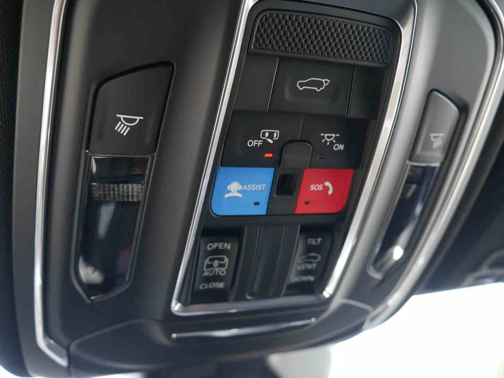 New 2026 Red Jeep Laredo X image 30