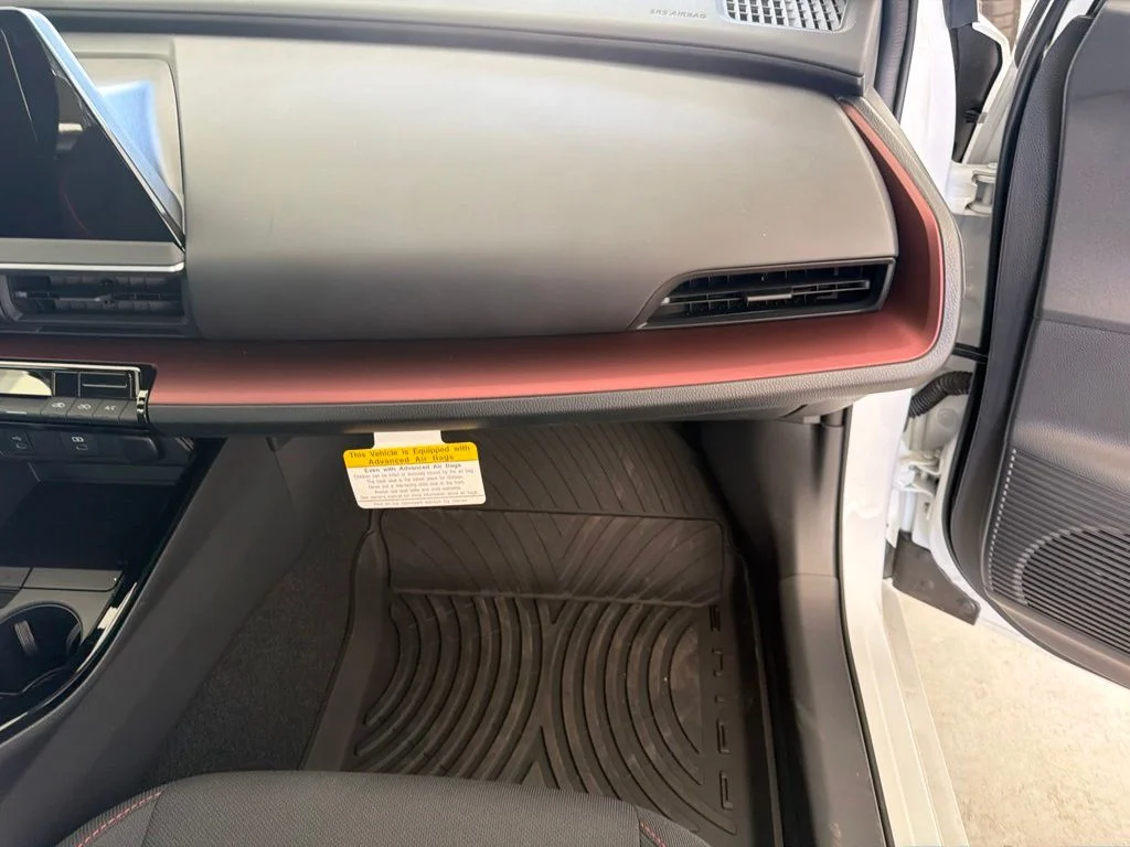 New 2026 Wind Chill Pearl <sup>1</sup> Toyota  SE image 36