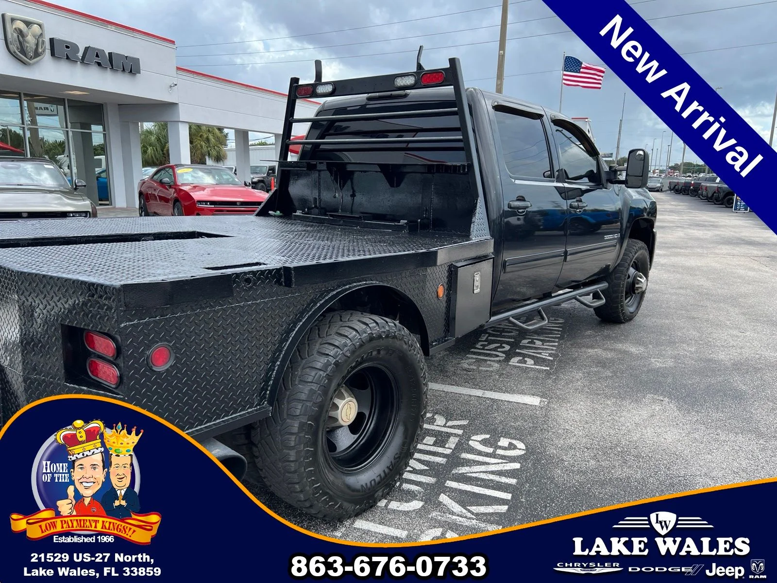 Used 2009 Black Chevrolet LTZ image 6