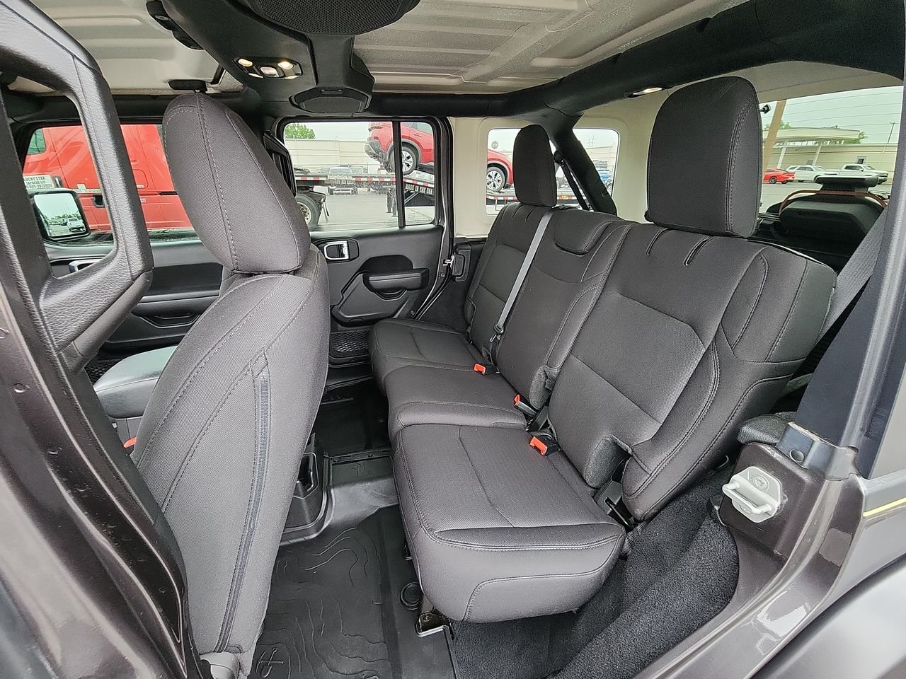Used 2022 Granite Crystal Metallic Clearcoat Jeep Unlimited Willys image 22