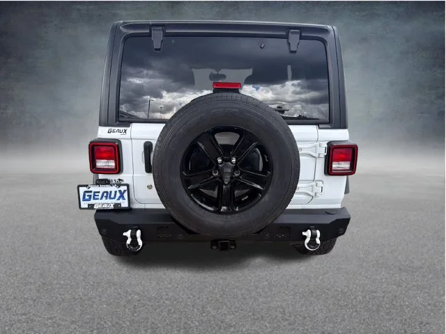 Used 2020 White Jeep Unlimited Sport Altitude image 6